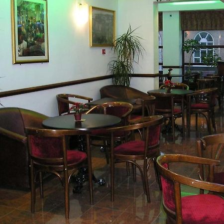 Kings Paget Hotel West Drayton  Exteriör bild