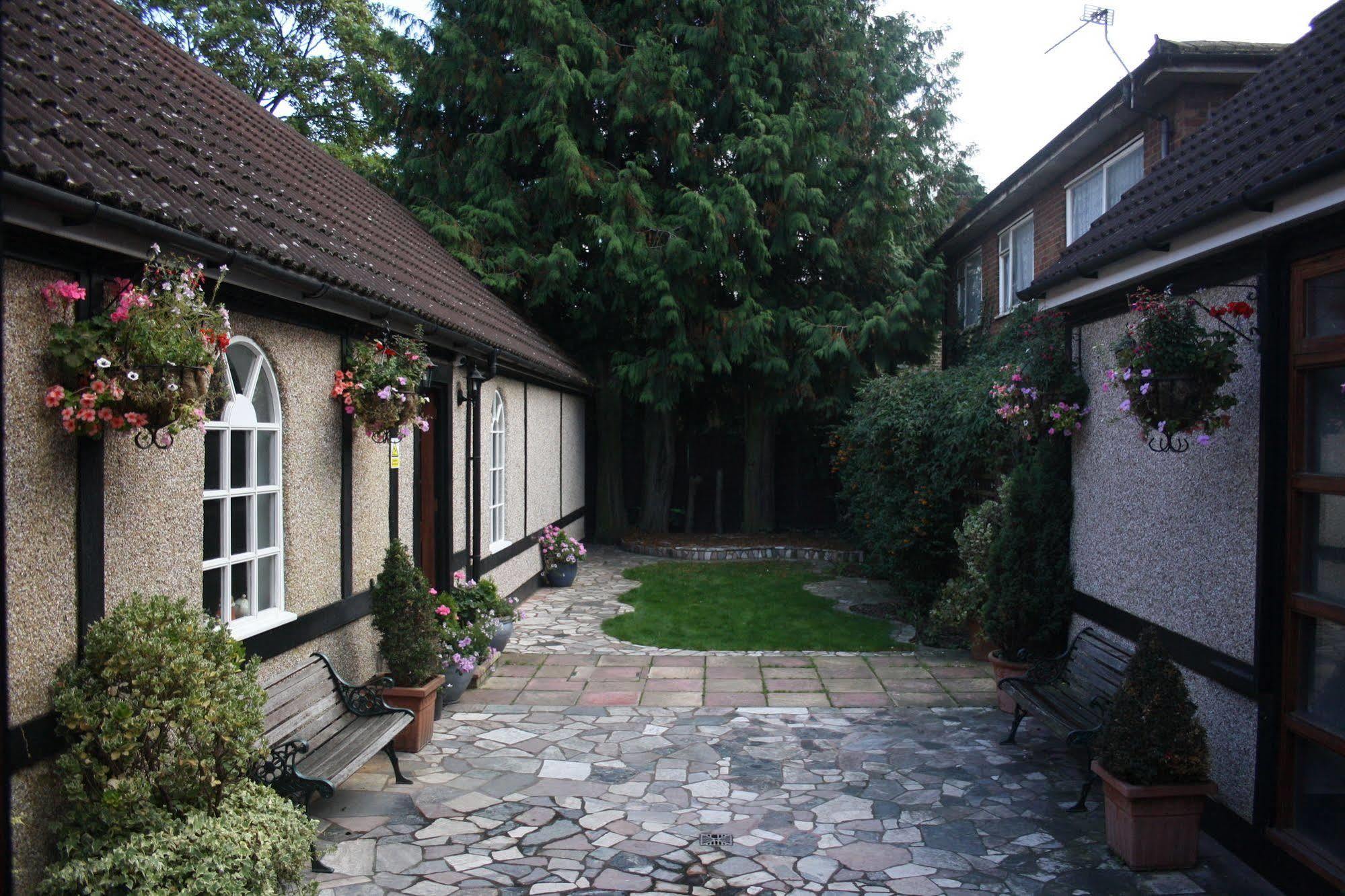 Kings Paget Hotel West Drayton  Exteriör bild