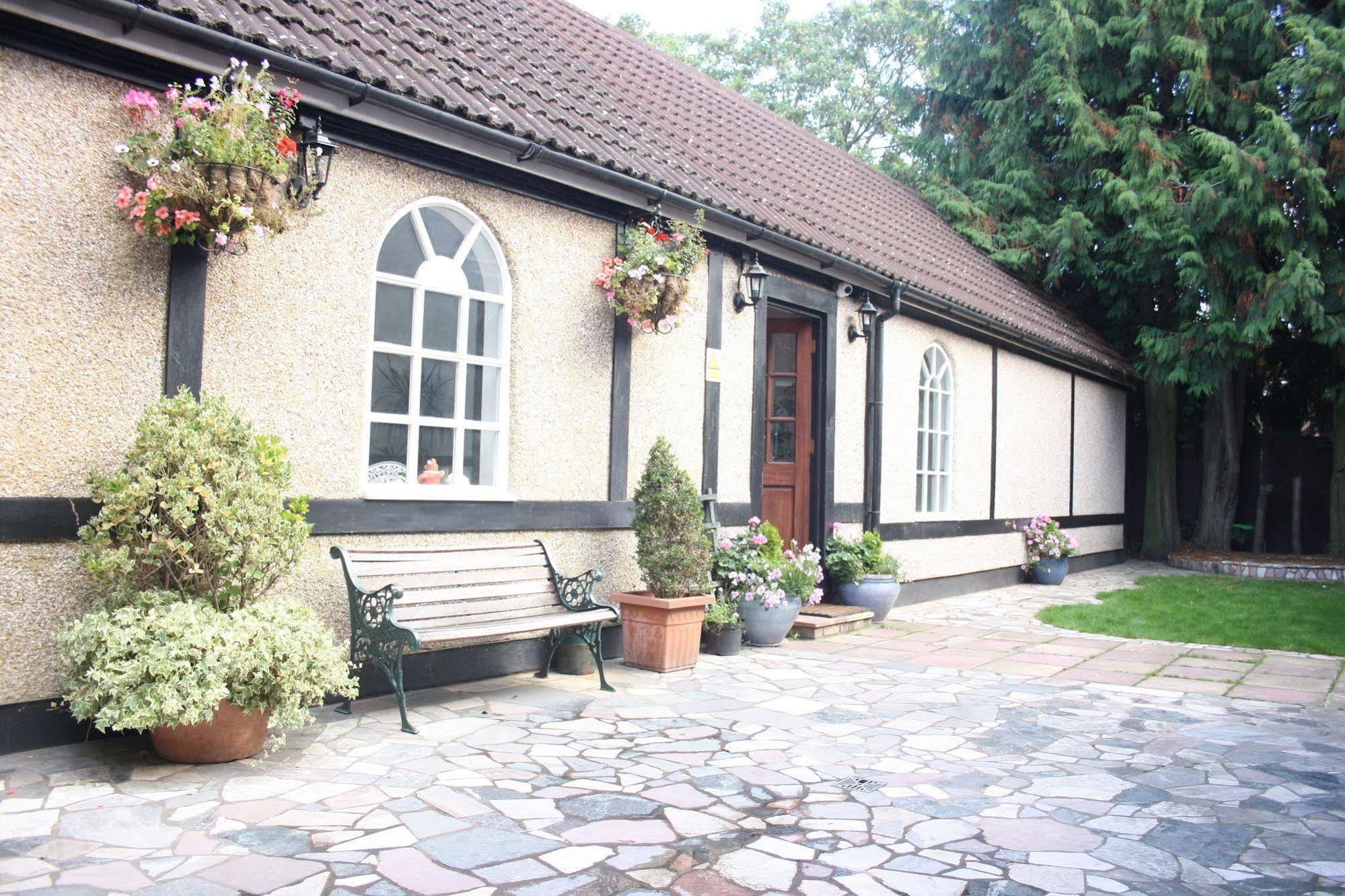 Kings Paget Hotel West Drayton  Exteriör bild