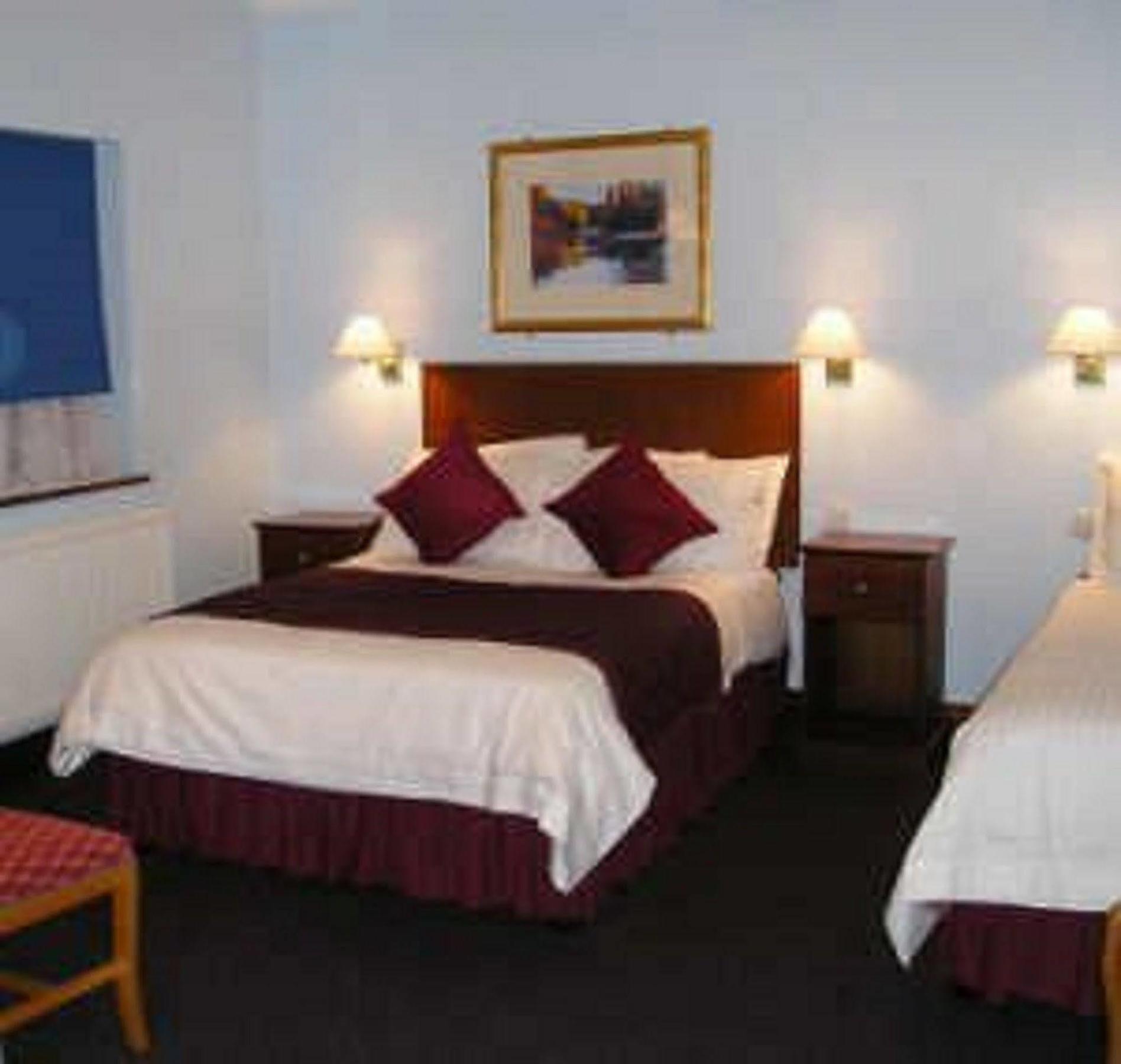 Kings Paget Hotel West Drayton  Exteriör bild