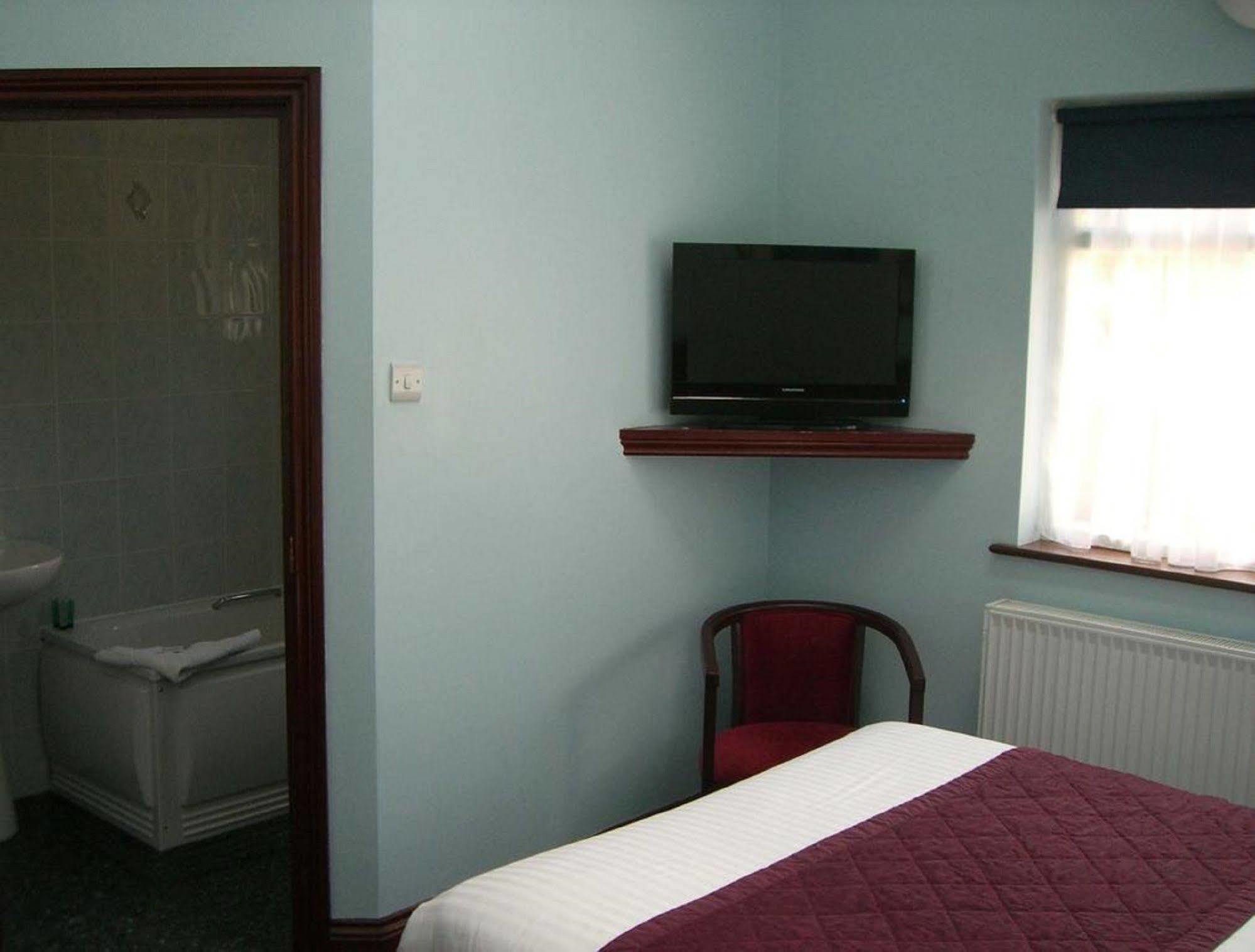 Kings Paget Hotel West Drayton  Exteriör bild
